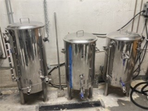 1 BBL Stout Brewing Kettles, Unitank, Fermenter and Brite Tank
